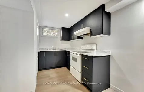 248 Grand Street Brantford ON N3R 4C4