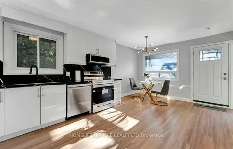 248 Grand Street Brantford ON N3R 4C4