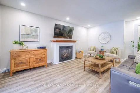 10 Hume Drive Cambridge ON N1T 1N2