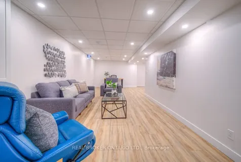 10 Hume Drive Cambridge ON N1T 1N2