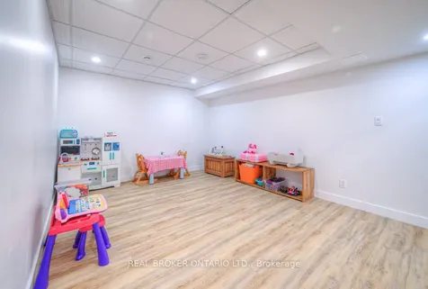 10 Hume Drive Cambridge ON N1T 1N2