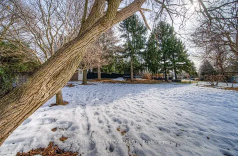 10 Hume Drive Cambridge ON N1T 1N2