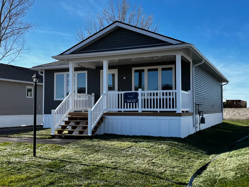 13 Bluffs View Boulevard Ashfield-colborne-wawanosh ON N7A 0C1