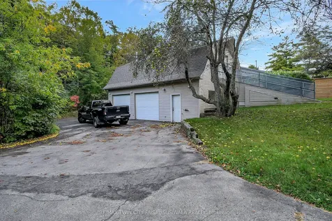 645 Avenue Road Cambridge ON N1R 5S4