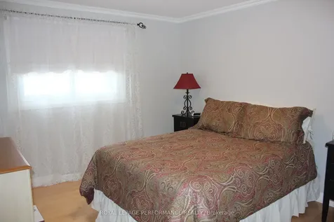 21 Colbrook Court Cornwall ON K6H 6E4