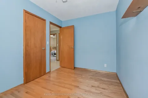 585 Street David Street N Centre Wellington ON N1M 2K5