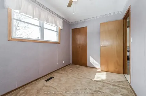 585 Street David Street N Centre Wellington ON N1M 2K5