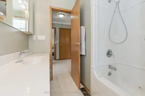 585 Street David Street N Centre Wellington ON N1M 2K5