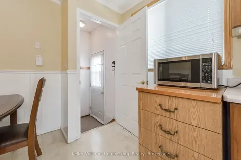 585 Street David Street N Centre Wellington ON N1M 2K5