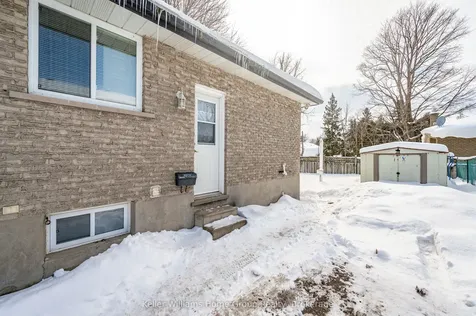 585 Street David Street N Centre Wellington ON N1M 2K5