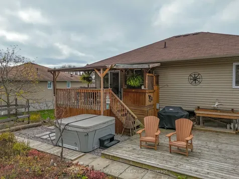 152 Fairway Drive Callander ON P0H 1H0