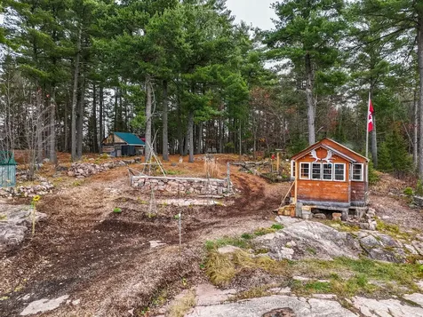 152 Fairway Drive Callander ON P0H 1H0