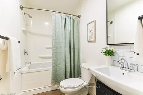 48 Seventh Avenue Brantford ON N3S 1B4