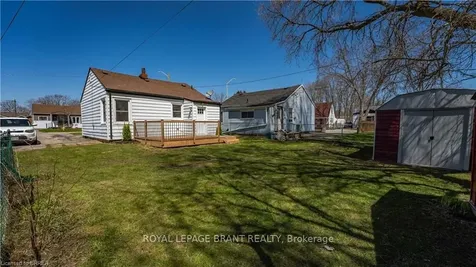 48 Seventh Avenue Brantford ON N3S 1B4