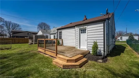 48 Seventh Avenue Brantford ON N3S 1B4