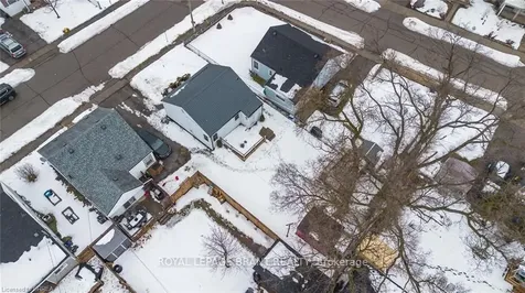 48 Seventh Avenue Brantford ON N3S 1B4