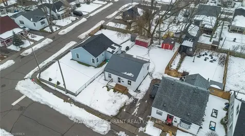 48 Seventh Avenue Brantford ON N3S 1B4