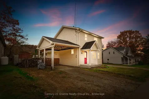 48 Victoria Street Dysart Et Al ON K0M 1S0