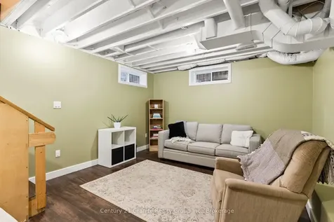 48 Victoria Street Dysart Et Al ON K0M 1S0