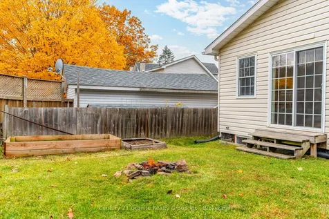 48 Victoria Street Dysart Et Al ON K0M 1S0