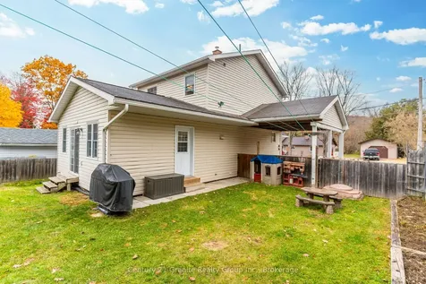 48 Victoria Street Dysart Et Al ON K0M 1S0