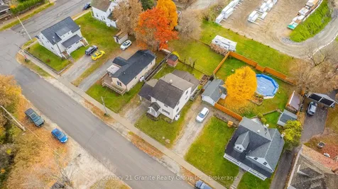 48 Victoria Street Dysart Et Al ON K0M 1S0