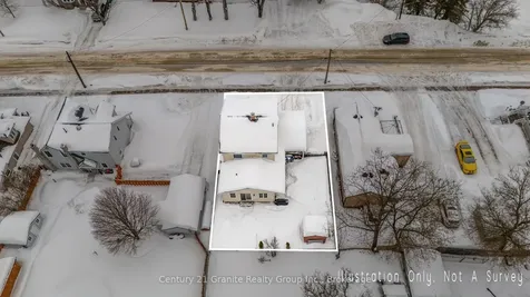 48 Victoria Street Dysart Et Al ON K0M 1S0