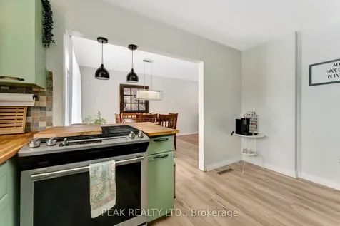 21 Seneca Crescent Brantford ON N3R 1K3