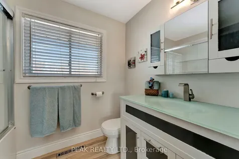 21 Seneca Crescent Brantford ON N3R 1K3