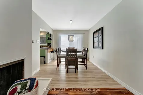 21 Seneca Crescent Brantford ON N3R 1K3