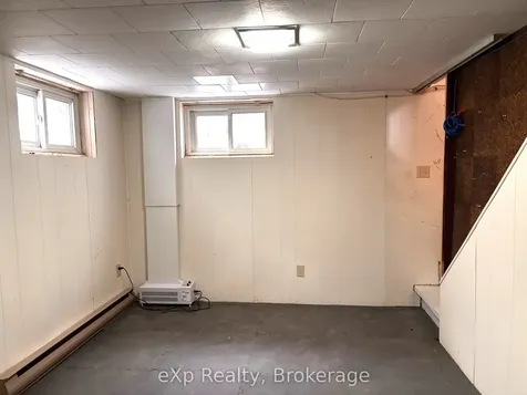 11 Elizabeth Street Brockton ON N0G 2V0