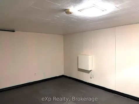 11 Elizabeth Street Brockton ON N0G 2V0