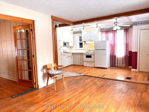 11 Elizabeth Street Brockton ON N0G 2V0