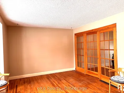 11 Elizabeth Street Brockton ON N0G 2V0