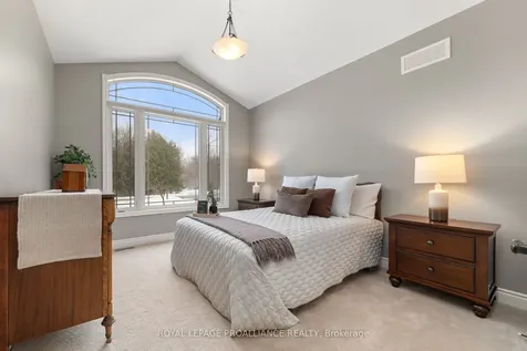 18 Windwhisper Drive Belleville ON K0K 2V0