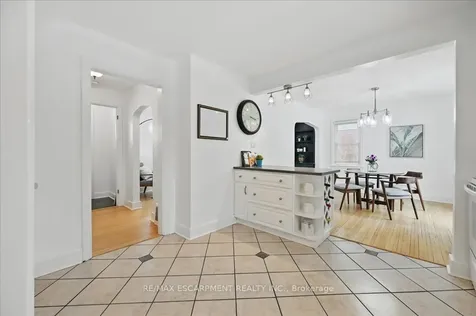 46 The Strand Avenue Brantford ON N3R 1Z4