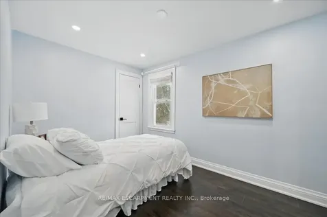 46 The Strand Avenue Brantford ON N3R 1Z4