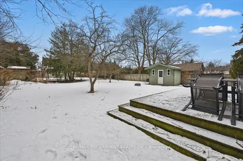 46 The Strand Avenue Brantford ON N3R 1Z4