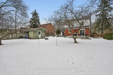 46 The Strand Avenue Brantford ON N3R 1Z4