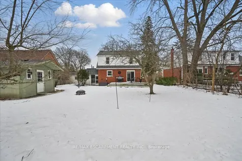 46 The Strand Avenue Brantford ON N3R 1Z4