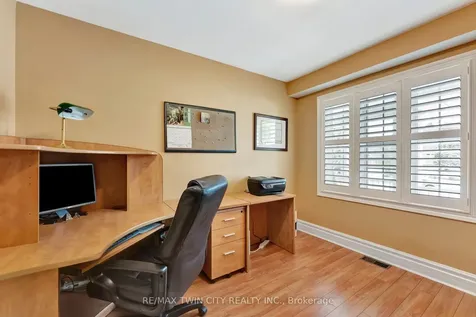 7 Royal York Court Brant ON N0E 1N0