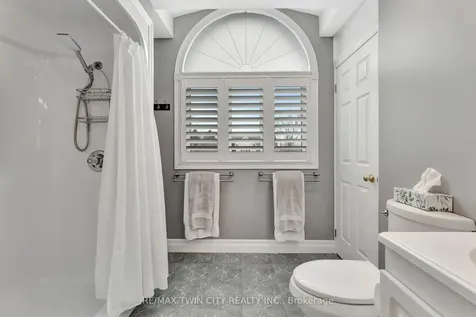 7 Royal York Court Brant ON N0E 1N0