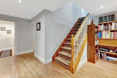 7 Royal York Court Brant ON N0E 1N0