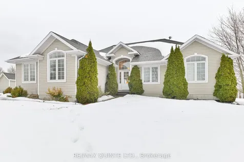 14 Roslin Court Centre Hastings ON K0K 2Y0