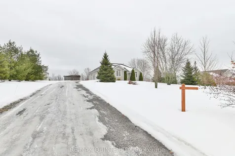 14 Roslin Court Centre Hastings ON K0K 2Y0