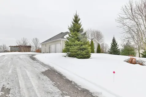 14 Roslin Court Centre Hastings ON K0K 2Y0