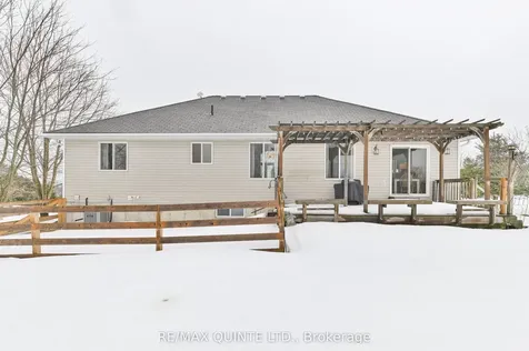 14 Roslin Court Centre Hastings ON K0K 2Y0