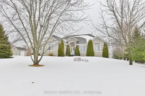 14 Roslin Court Centre Hastings ON K0K 2Y0