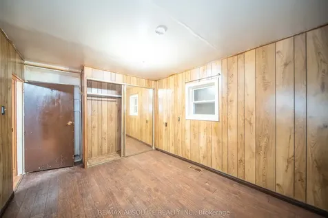 3856 Champlain Street Clarence-rockland ON K0A 1E0