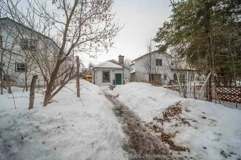 3856 Champlain Street Clarence-rockland ON K0A 1E0